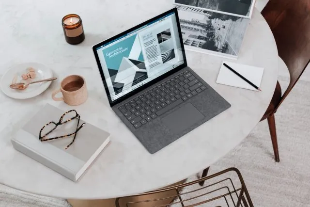 Zdjęcie Laptop powystawowy czy warto? Poznaj zalety i ryzyka zakupu