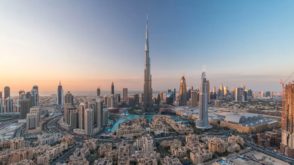 Zdjęcie Najwyższy budynek świata ile ma metrów? Zaskakująca wysokość Burj Khalifa