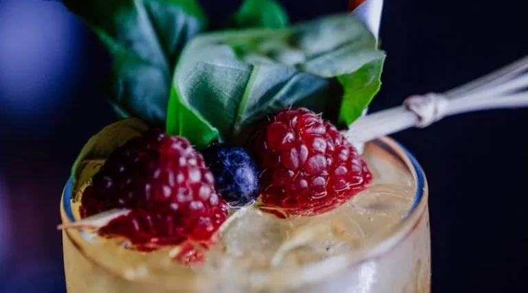 Zdjęcie Najlepsze drinki bezalkoholowe z grenadiną na każdą okazję