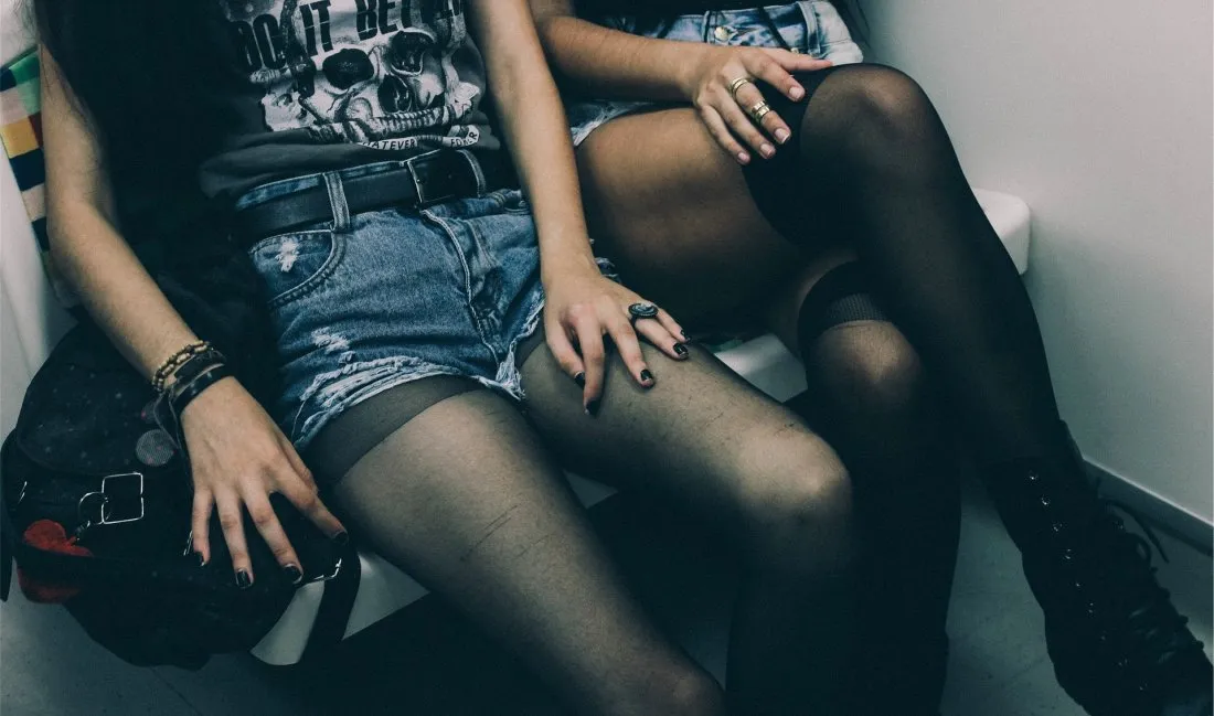 Zdjęcie Stylizacje ze spodenkami i rajstopami: 7 modnych pomysłów