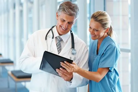 Zdjęcie Ile zarabia doktor na uczelni? Pensje w polskiej akademii