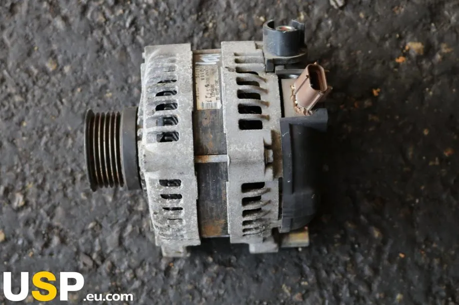 Zdjęcie Objawy awarii alternatora w Volvo V50 - jak je rozpoznać i uniknąć kosztów