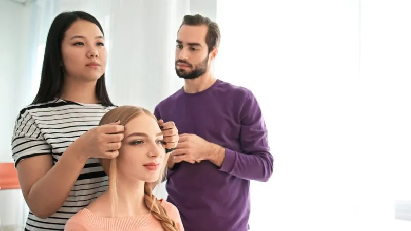 Zdjęcie Staż fryzjerski: Czym jest, jak go zacząć i co zyskasz?