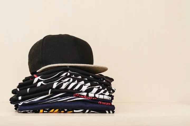 Zdjęcie Jak prać czapkę z daszkiem adidas, by uniknąć jej zniszczenia?