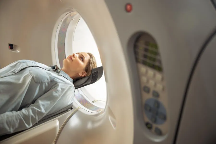 Zdjęcie Jakie choroby psychiczne wykryje rezonans magnetyczny głowy i jak to działa