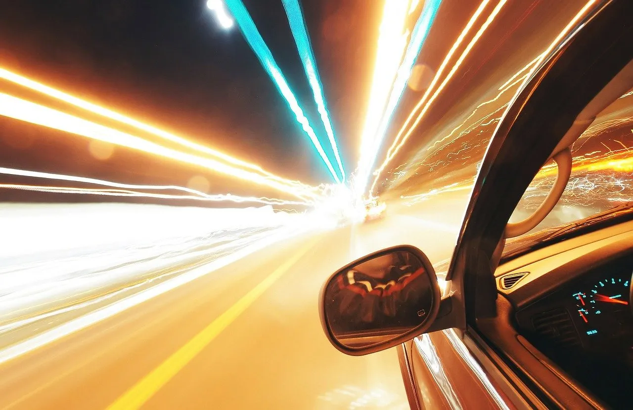 Zdjęcie Ile najmniej na autostradzie? Poznaj zasady prędkości w Polsce