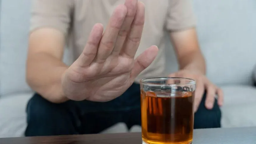 Zdjęcie Choroba alkoholowa objawy psychiczne: Jak rozpoznać zagrożenia?