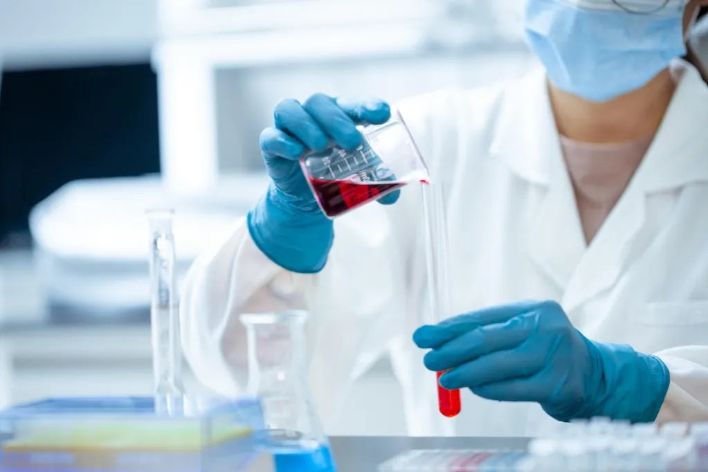 Zdjęcie Co to bufor w chemii? Kluczowe informacje i praktyczne zastosowania