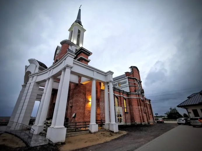 Zdjęcie Sanktuarium Jana Pawła II w Radzyminie - historia i niezwykłe relikwie