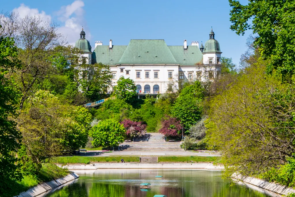 Zdjęcie Muzeum sztuki współczesnej Zamek Ujazdowski - aktualne wystawy i wydarzenia