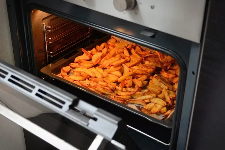 Zdjęcie Idealne frytki Aviko w piekarniku – sprawdź czas i temperaturę pieczenia