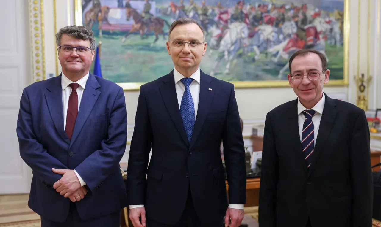 Zdjęcie Kogo ułaskawił prezydent z Kamińskim? Zaskakujące szczegóły sprawy Wąsika