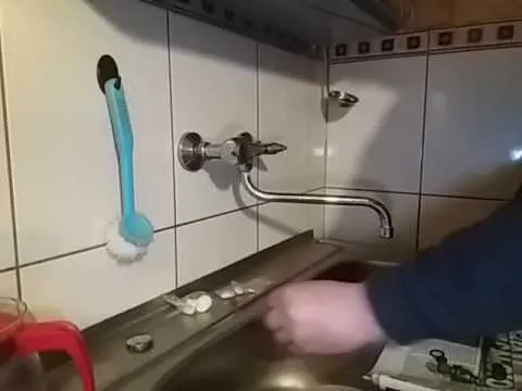 Zdjęcie Jak naprawić kran w zlewie i uniknąć kosztownych napraw