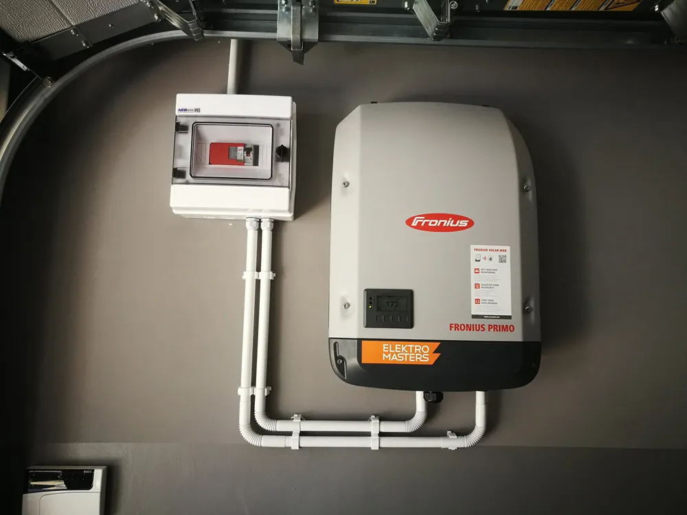 Zdjęcie Jak falownik w fotowoltaice zmienia energię słoneczną w prąd?