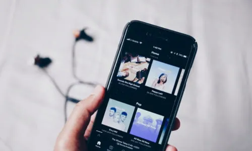 Zdjęcie Czy Spotify działa offline? Sprawdź, co musisz wiedzieć o muzyce bez internetu