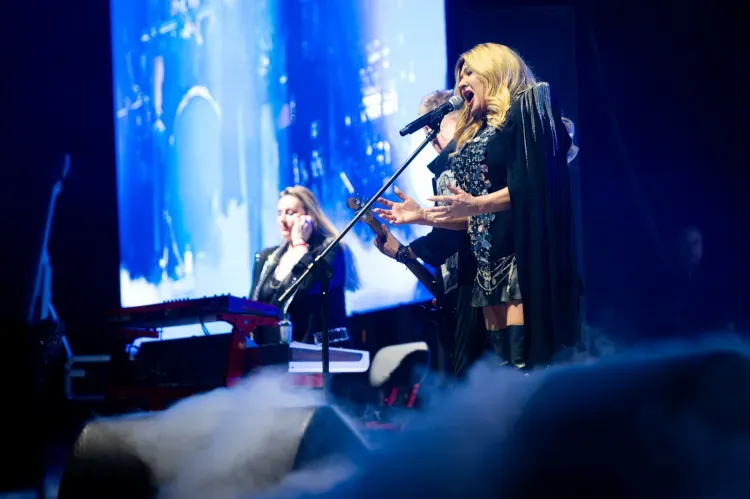 Zdjęcie Ile trwa koncert Bajmu? Zaskakująca długość występu na żywo
