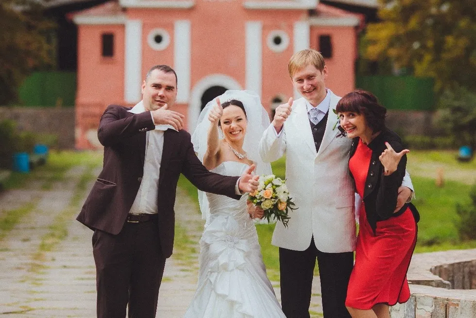 Zdjęcie Co robi świadek na ślubie w kościele? Kluczowe obowiązki i porady