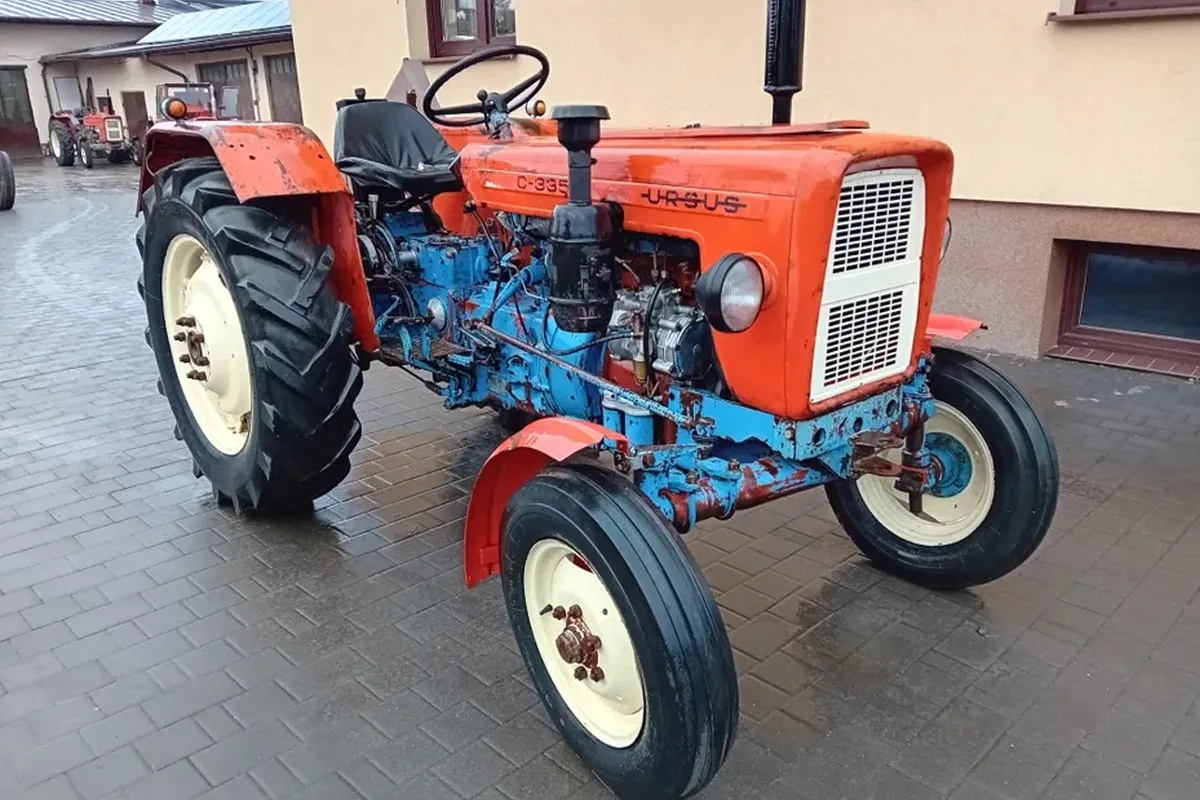 Zdjęcie Ile kosztuje remont silnika C-330 robocizna? Sprawdź, aby zaoszczędzić