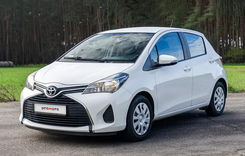 Zdjęcie Toyota Yaris Hybrid czy warto? Zobacz zalety i wady tego auta