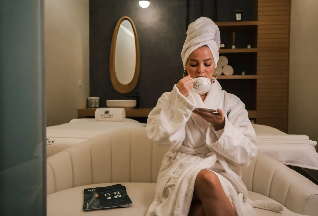 Zdjęcie Jak się ubrać do spa w hotelu, aby czuć się komfortowo i stylowo