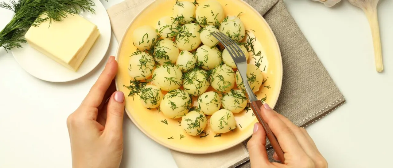 Zdjęcie Czy ziemniak tuczy? Odkryj prawdę o ich wpływie na wagę