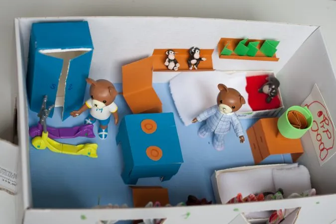 Zdjęcie Co można zrobić z kartonu po butach? 10 kreatywnych pomysłów na DIY