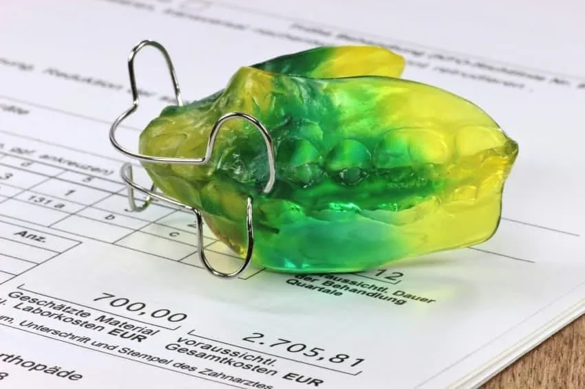 Zdjęcie Jak wygląda aparat ruchomy na zęby dla dzieci i co warto wiedzieć