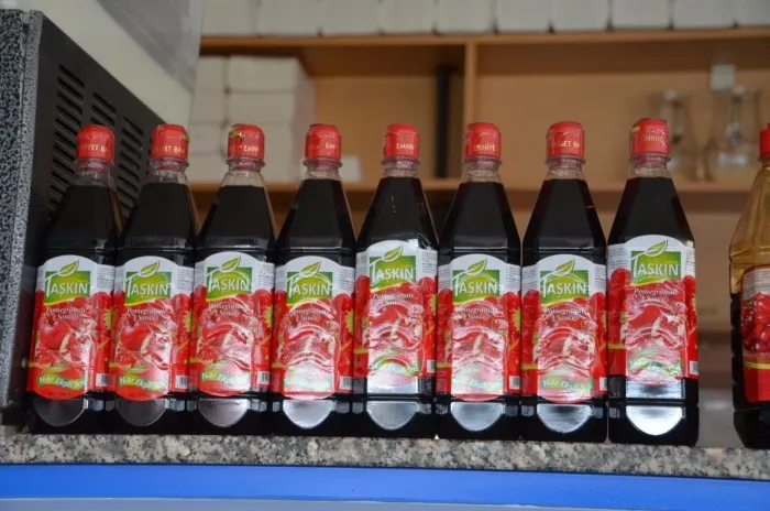 Zdjęcie Sos z granatów do czego? 5 zaskakujących zastosowań w kuchni