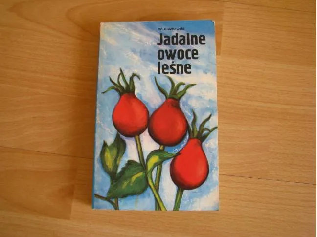 Zdjęcie Jadalne owoce leśne: przewodnik survivalowy i bezpieczeństwo