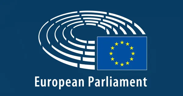 Zdjęcie Konfederacja w jakiej frakcji w parlamencie europejskim? Kluczowe informacje