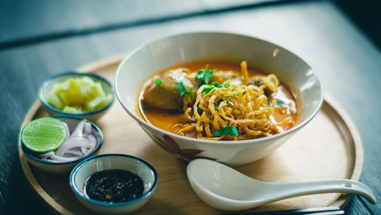 Zdjęcie Co to jest ramen? Odkryj sekrety tego popularnego dania japońskiego