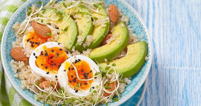 Zdjęcie Salade de quinoa repas : une recette saine et délicieuse à essayer