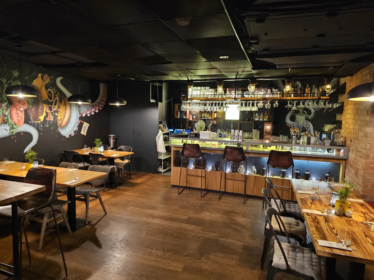 Zdjęcie Grill Warszawa: najlepsze restauracje i sklepy z grillami w mieście