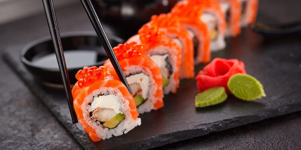 Zdjęcie Czy sushi jest zdrowe: Poznaj prawdę o wartościach odżywczych i zagrożeniach