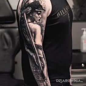 Zdjęcie Tatuaż wojowniczka znaczenie: symbolika, historia i współczesne inspiracje