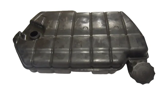 Zdjęcie Ile płynu do chłodnicy daf xf 105? Sprawdź, aby uniknąć przegrzania