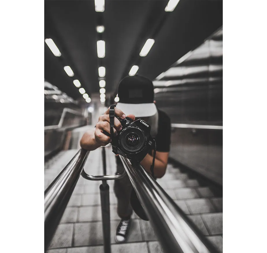 Zdjęcie Jak zostać fotografem kryminalnym? Kluczowe umiejętności i edukacja