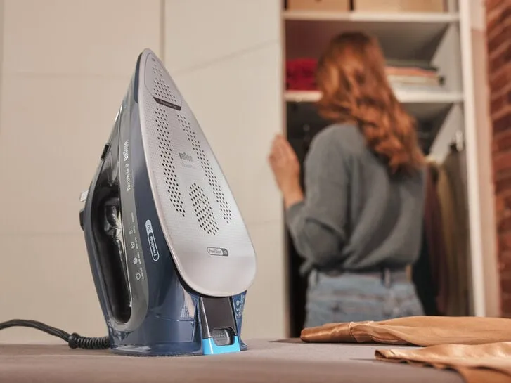 Zdjęcie Jak odkamienić żelazko Braun TexStyle 9 i uniknąć problemów z parą