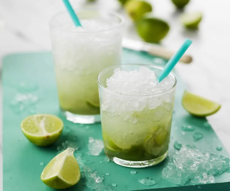 Zdjęcie Jak przygotować idealną caipirinha - przepis i ciekawostki o koktajlu