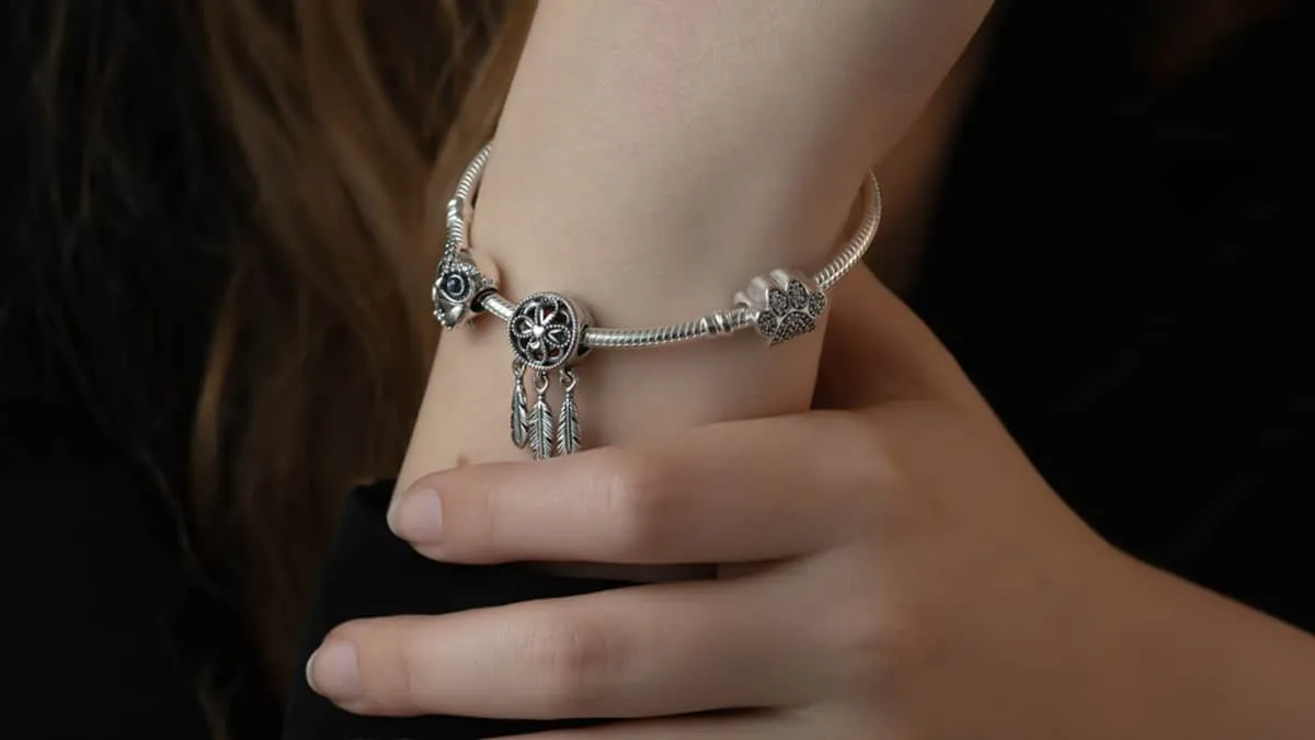 Zdjęcie Jaki rozmiar bransoletki Pandora? Uniknij błędnego wyboru rozmiaru