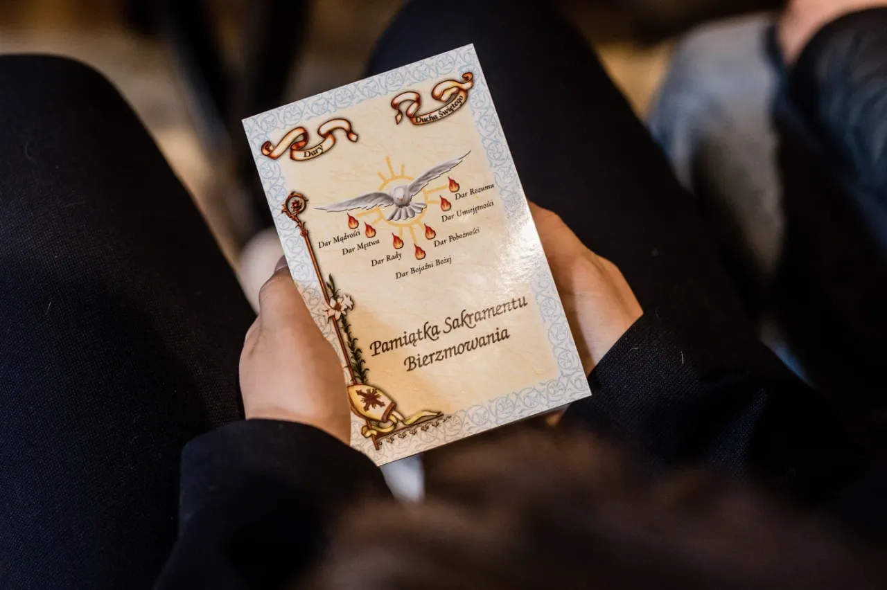 Zdjęcie Jakie imię do bierzmowania? Przewodnik po wyborze patrona