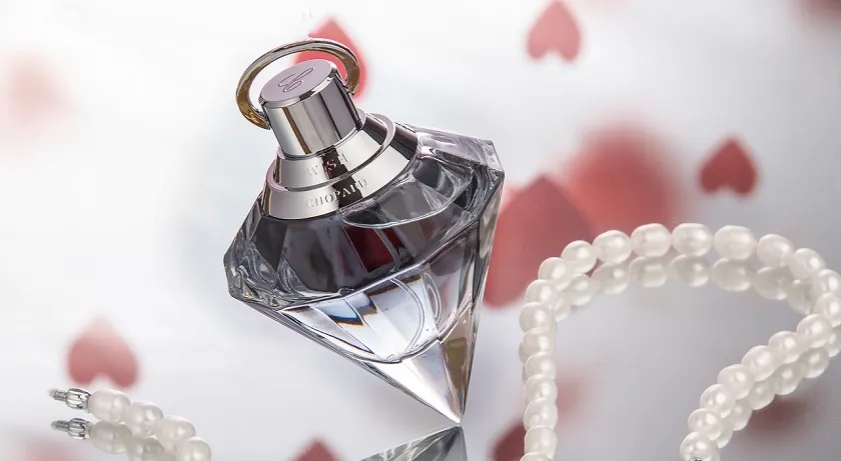 Zdjęcie Perfumy damskie, które działają na mężczyzn – jakie zapachy uwodzą najbardziej?