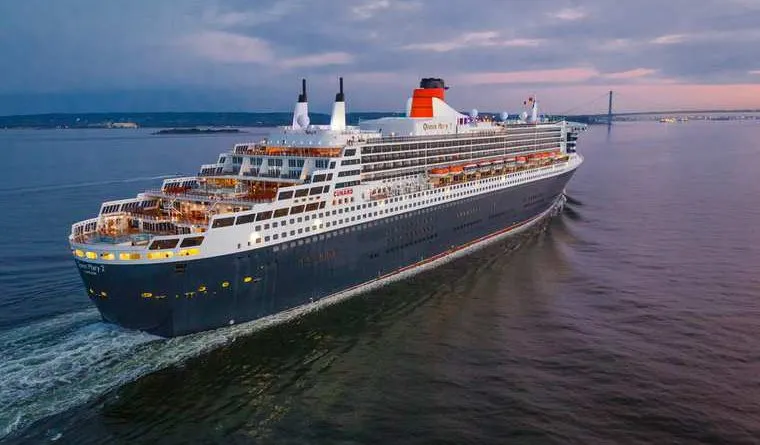 Zdjęcie Queen Mary 2 ile trwa rejs? Czas podróży i trasy, które musisz znać