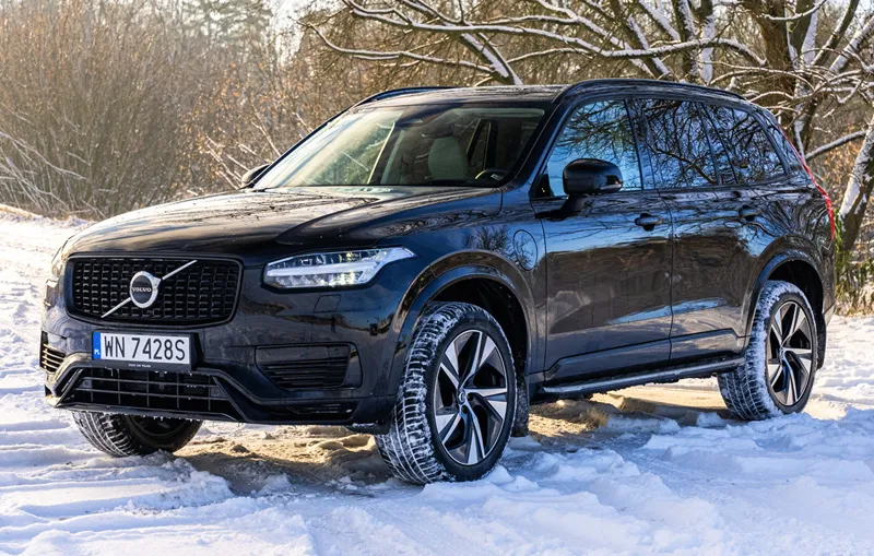 Zdjęcie Volvo XC90 jaki silnik wybrać - uniknij kosztownych błędów przy wyborze