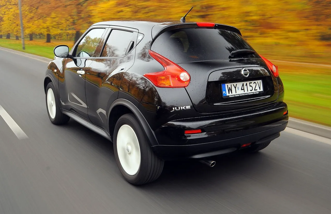 Zdjęcie Pojemność baku Nissan Juke – ile litrów paliwa naprawdę zmieści?