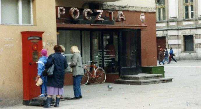 Zdjęcie Ile kosztuje wysyłka roweru pocztą? Sprawdź najtańsze opcje!