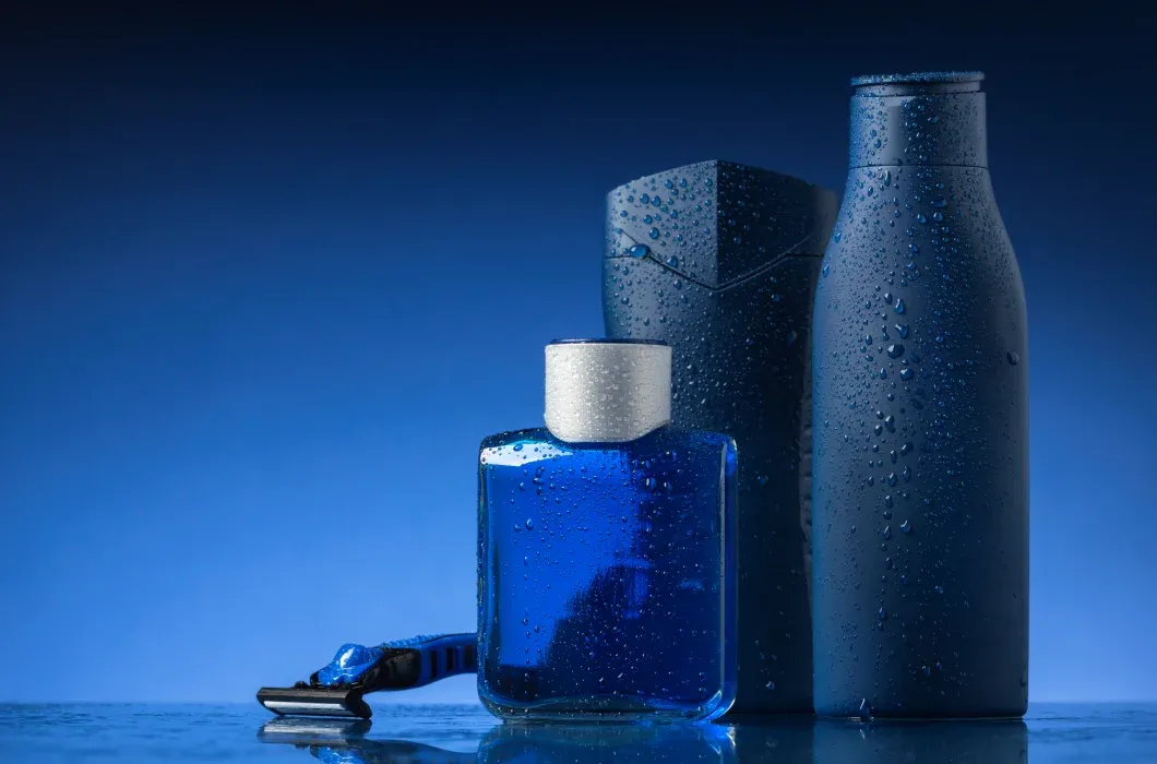 Zdjęcie Woda toaletowa vs po goleniu: kluczowe różnice i jak ich używać