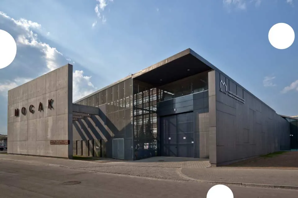 Zdjęcie Muzeum Sztuki Współczesnej Kraków - fascynujące wystawy i historia