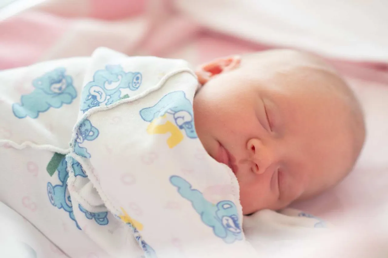 Zdjęcie Czy becikowe zależy od dochodu? Sprawdź, kto może je otrzymać