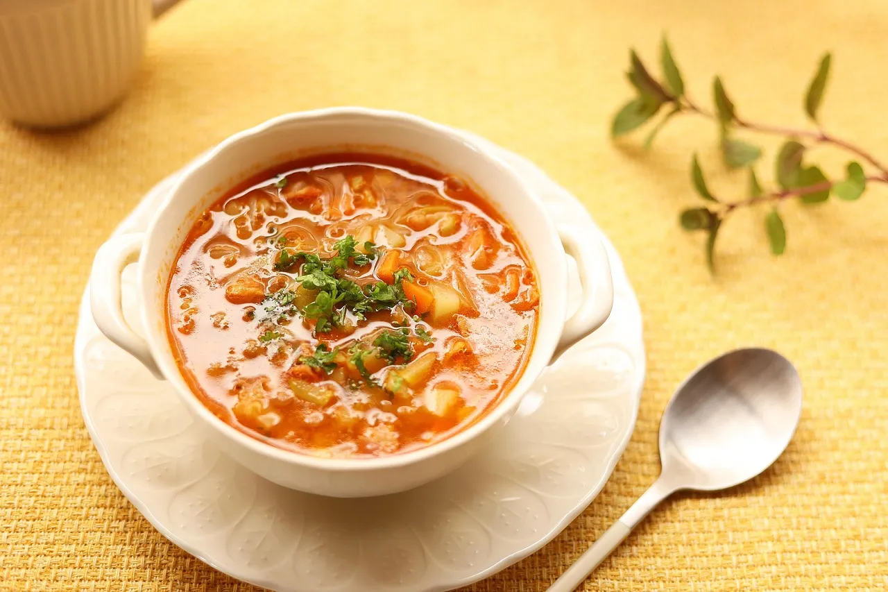 Zdjęcie Włoska zupa minestrone oczaruje Twoją rodzinę smakiem! Przepis